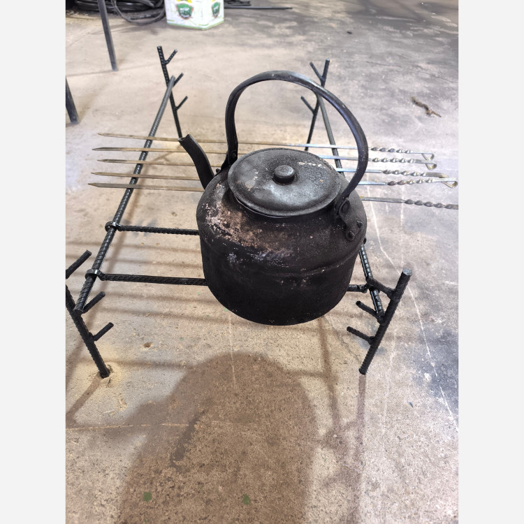 منقل کباب پز مسافرتی کم جا جمع شونده سه طبقه با جای قوری و کتری
