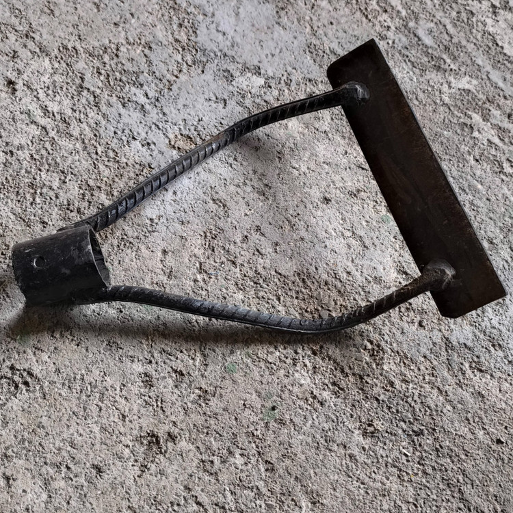 علف زن دستی وجین کن